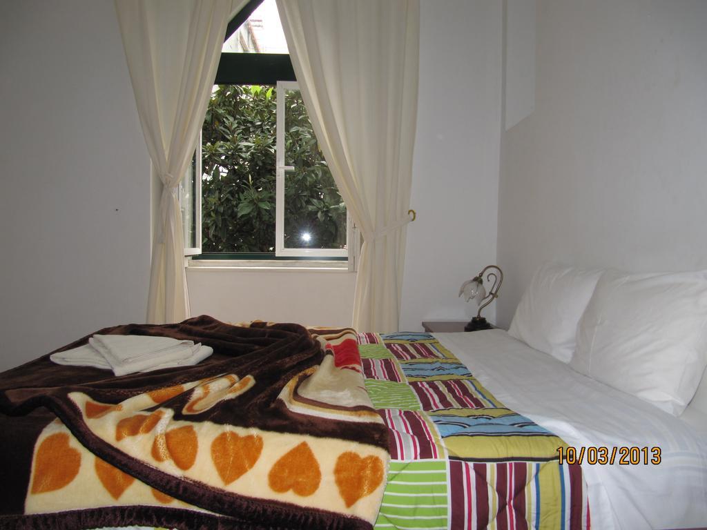Go Hostel Lisbon Bilik gambar